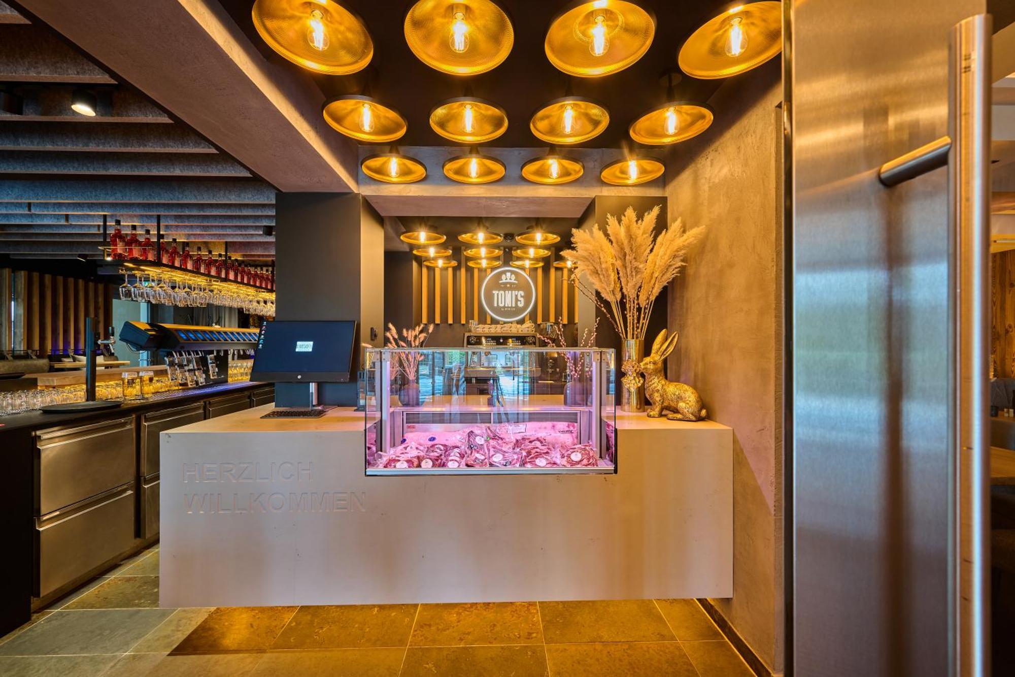 Genusshotel Wenisch Щраубинг Екстериор снимка